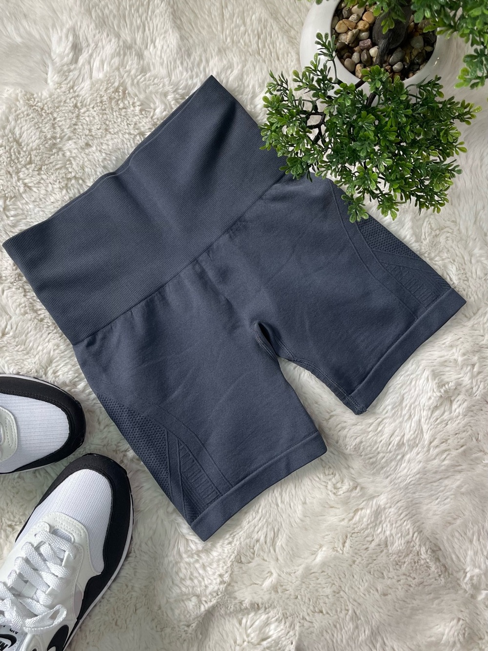 High-Waist Black Women’s Seamless Bike Shorts